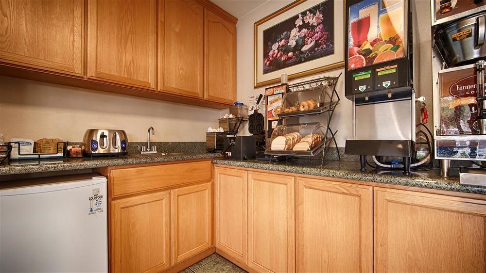 Cloverdale Wine Country Inn & Suites Ristorante foto