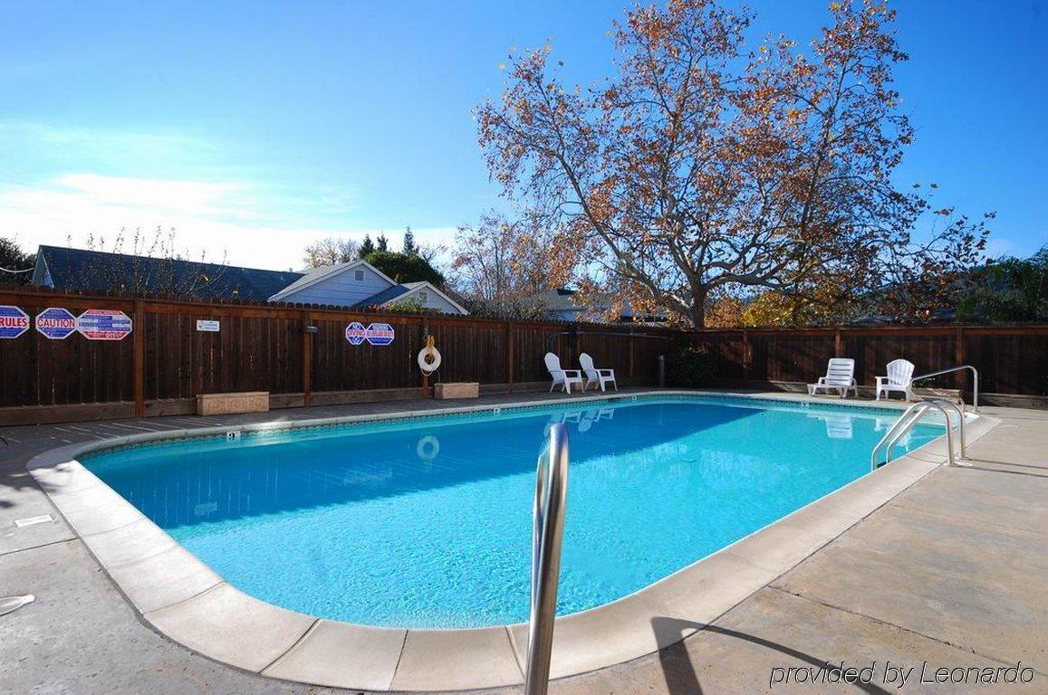 Cloverdale Wine Country Inn & Suites Servizi foto
