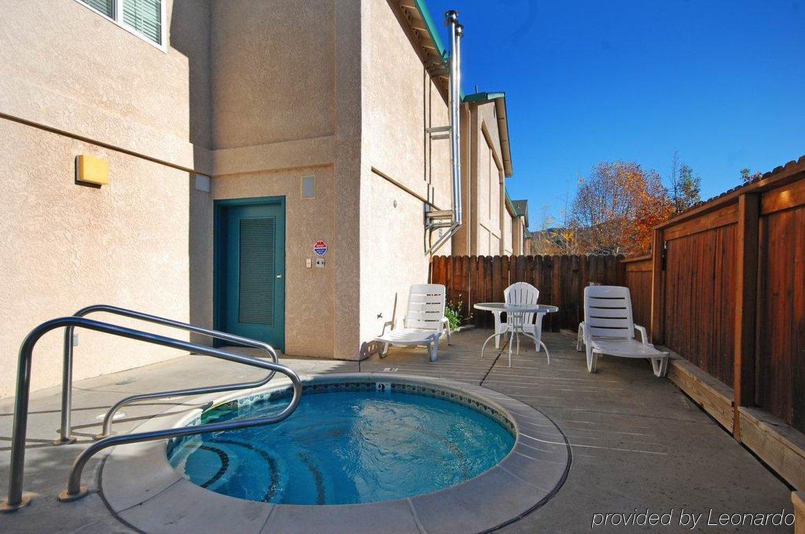 Cloverdale Wine Country Inn & Suites Servizi foto